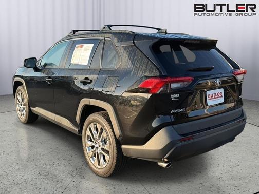 Midnight Black Metallic 2020 Toyota RAV4 XLE Premium