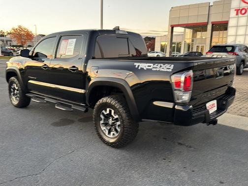 2022 Toyota Tacoma TRD Off-Road