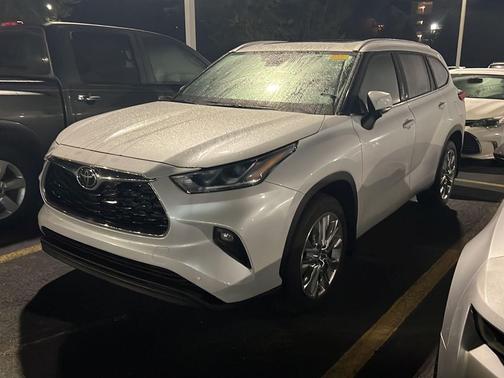 2025 Toyota Highlander Limited