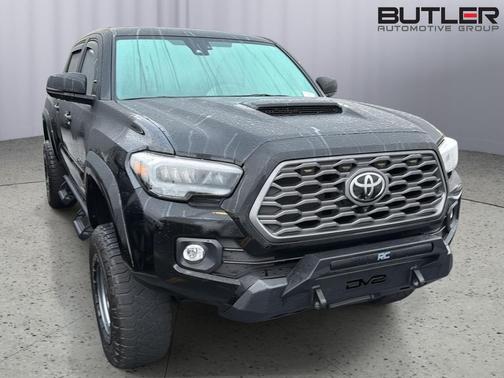 Black 2023 Toyota Tacoma TRD Sport