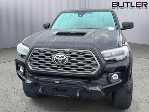 Black 2023 Toyota Tacoma TRD Sport