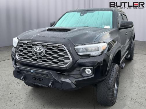 Black 2023 Toyota Tacoma TRD Sport