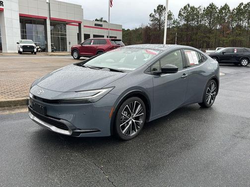 2023 Toyota Prius XLE