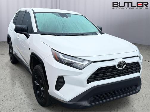Ice Cap 2024 Toyota RAV4 LE