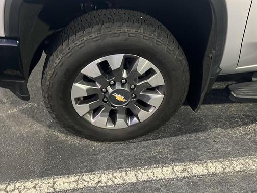 2022 Chevrolet Silverado 2500 Custom