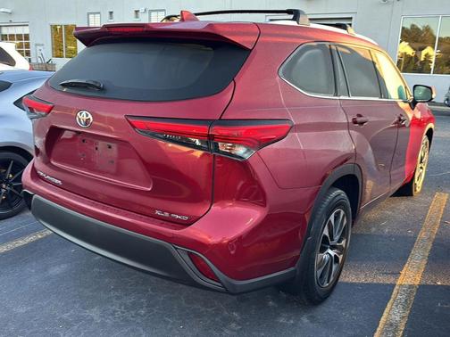 2020 Toyota Highlander XLE