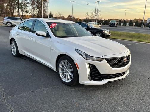 2024 Cadillac CT5 Luxury