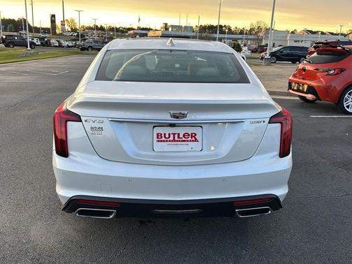 2024 Cadillac CT5 Luxury