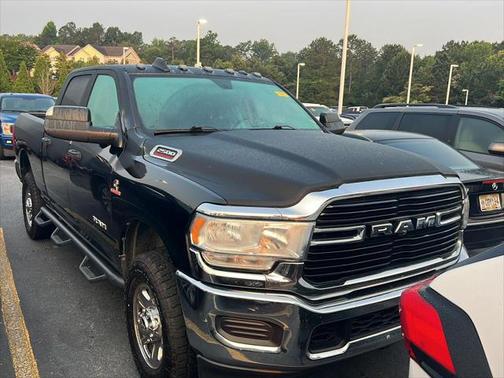 2020 RAM 2500 Tradesman Crew Cab 4X4 6'4' Box