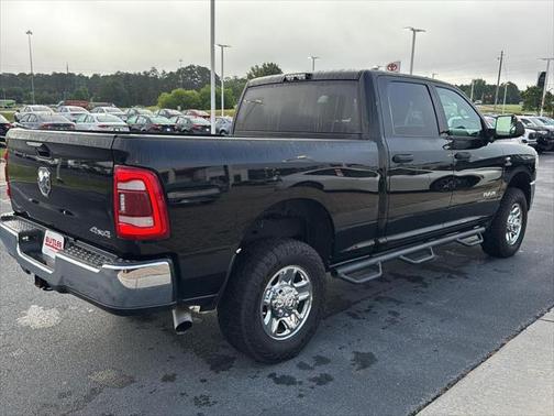 2020 RAM 2500 Tradesman Crew Cab 4X4 6'4' Box