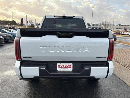 2025 Toyota Tundra Hybrid Platinum