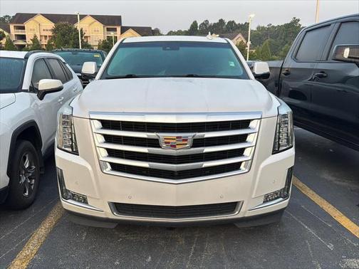 2019 Cadillac Escalade Luxury