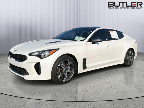 Snow White Pearl 2021 Kia Stinger GT-Line