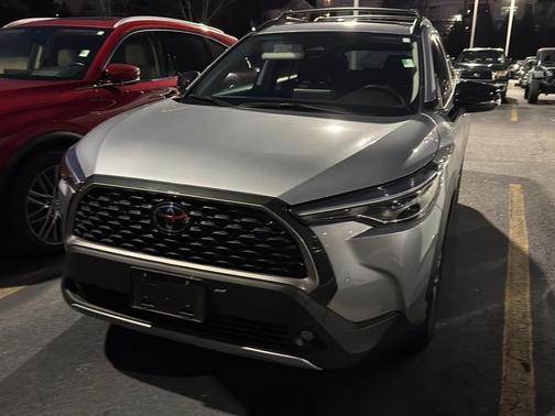 2025 Toyota Corolla Cross XLE