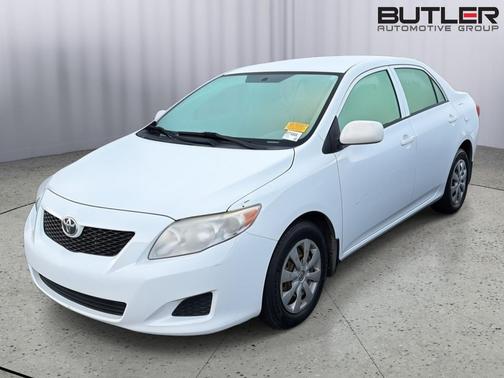 Super White 2010 Toyota Corolla LE
