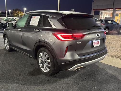 2022 INFINITI QX50 LUXE