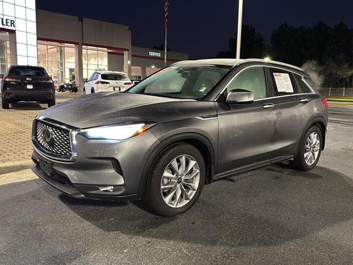 2022 INFINITI QX50 LUXE