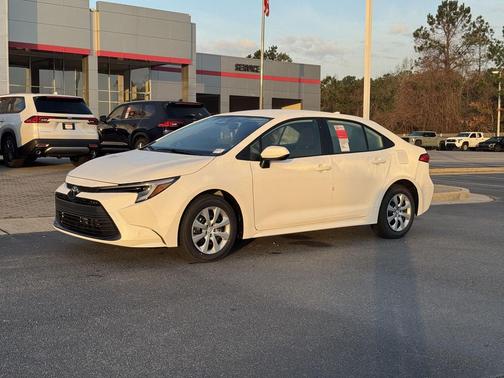 2026 Toyota Corolla Hybrid LE