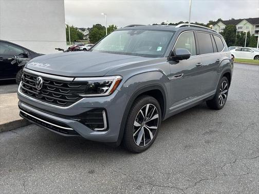 2025 Volkswagen Atlas 2.0T SEL Premium R-Line 4MOTION