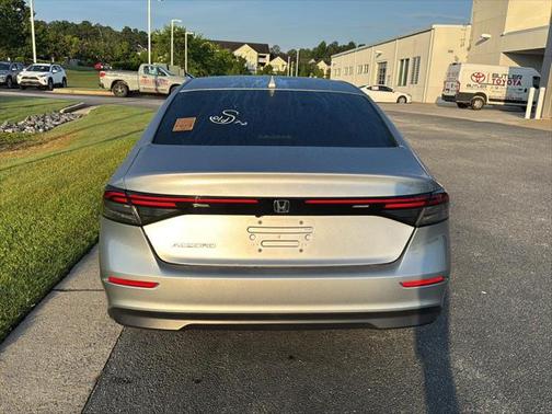2023 Honda Accord LX 1.5T