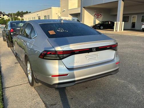 2023 Honda Accord LX 1.5T