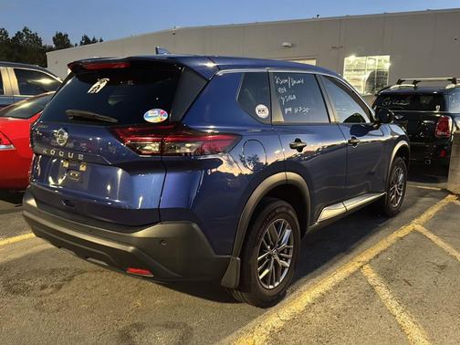 2021 Nissan Rogue S