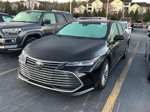 2022 Toyota Avalon Hybrid Limited