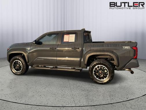 Underground 2025 Toyota Tacoma Hybrid TRD Off Road