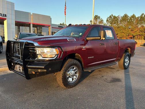 2020 RAM 2500 Tradesman Crew Cab 4X4 6'4' Box