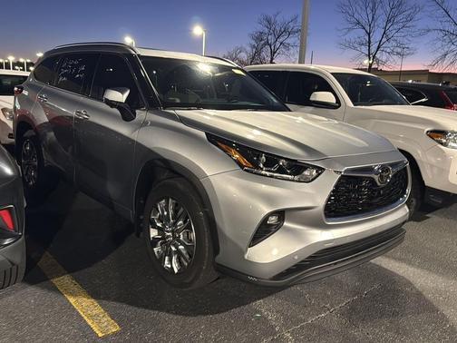 2025 Toyota Highlander Limited