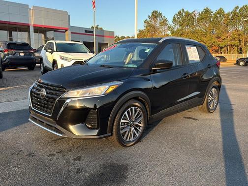 2021 Nissan Kicks SV