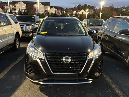 2021 Nissan Kicks SV