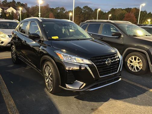 2021 Nissan Kicks SV