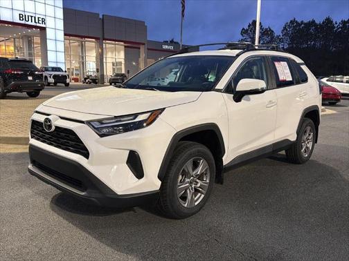 2022 Toyota RAV4 XLE