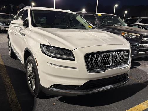 2022 Lincoln Nautilus Standard