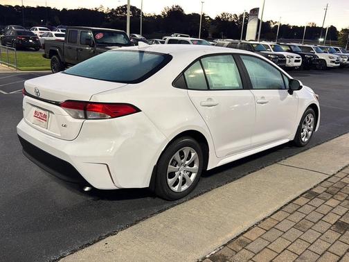 2026 Toyota Corolla LE