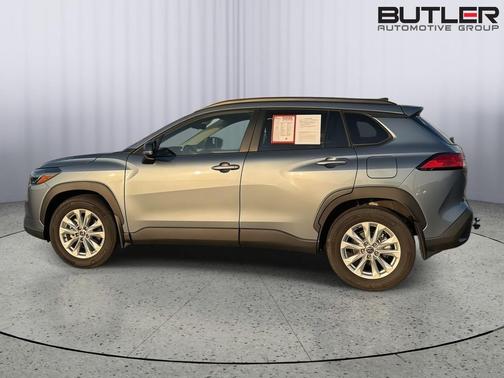 Celestite 2025 Toyota Corolla Cross LE