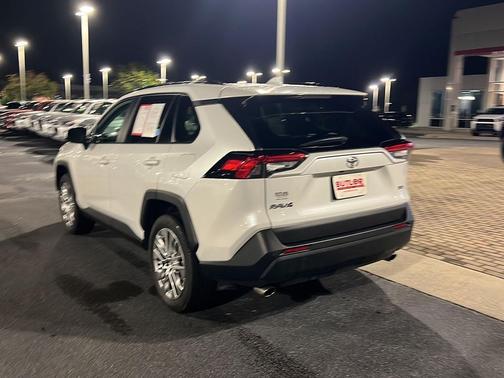 2024 Toyota RAV4 XLE Premium