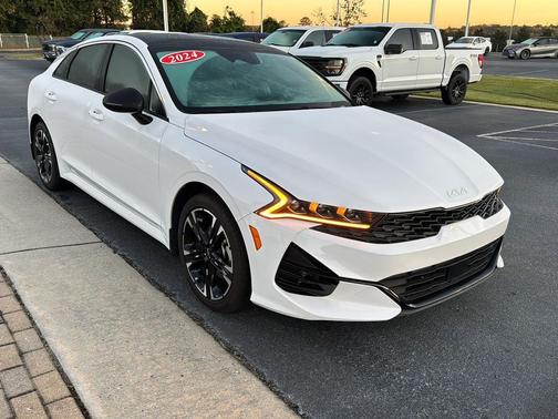 2024 Kia K5 GT-Line