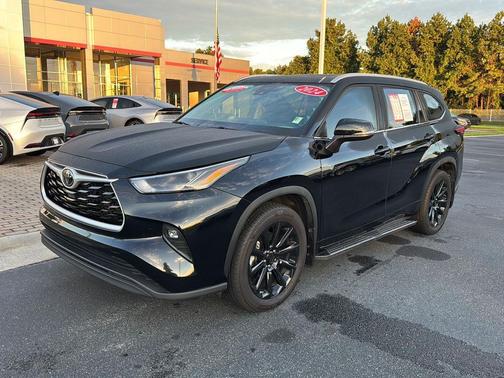2024 Toyota Highlander XLE