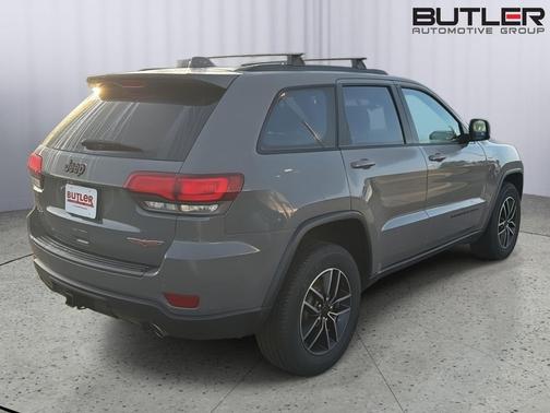 Sting-Gray Clearcoat 2019 Jeep Grand Cherokee Trailhawk