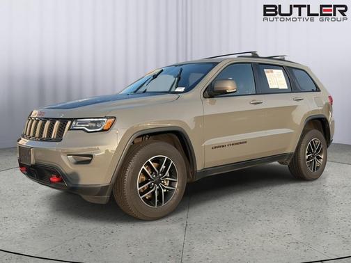 Sting-Gray Clearcoat 2019 Jeep Grand Cherokee Trailhawk