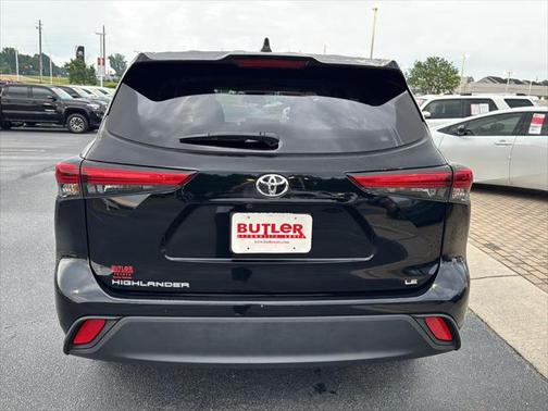 2023 Toyota Highlander LE
