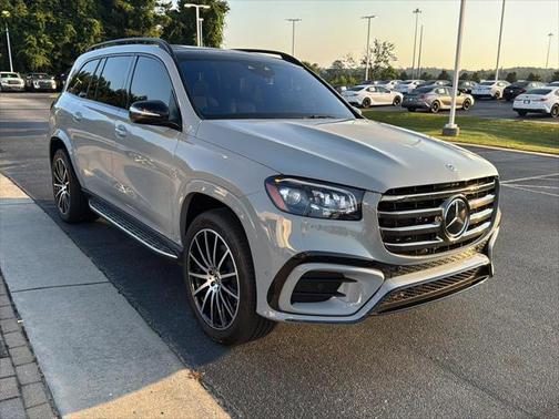 2025 Mercedes-Benz GLS 450 4MATIC