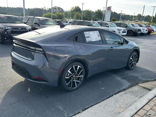 2025 Toyota Prius Plug-In Hybrid XSE