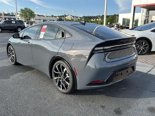 2025 Toyota Prius Plug-In Hybrid XSE