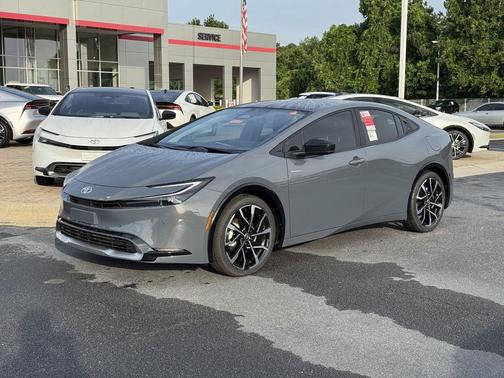 2025 Toyota Prius Plug-In Hybrid XSE