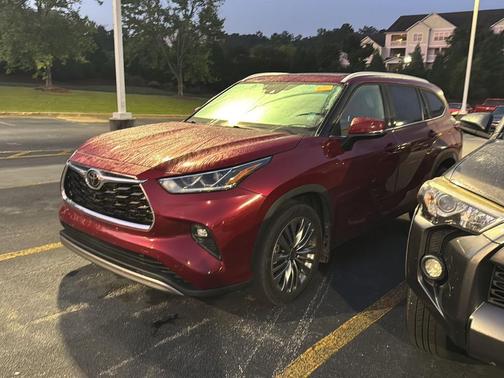 2022 Toyota Highlander Platinum