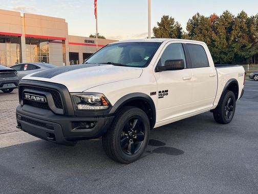 2019 RAM 1500 Classic Warlock Crew Cab 4x4 5'7' Box