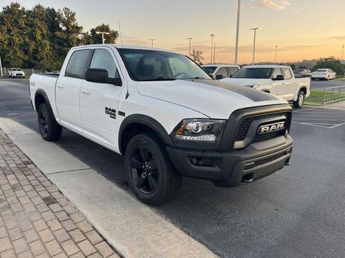 2019 RAM 1500 Classic Warlock Crew Cab 4x4 5'7' Box